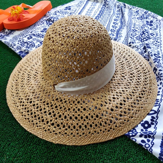 Vintage Raffia Straw Summer Hat with Neck Tie - W… - image 1