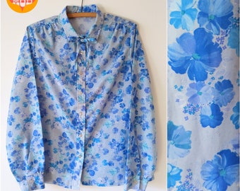 Sweet Vintage 70s 80s Blue Floral Long Sleeve Blouse with Tie