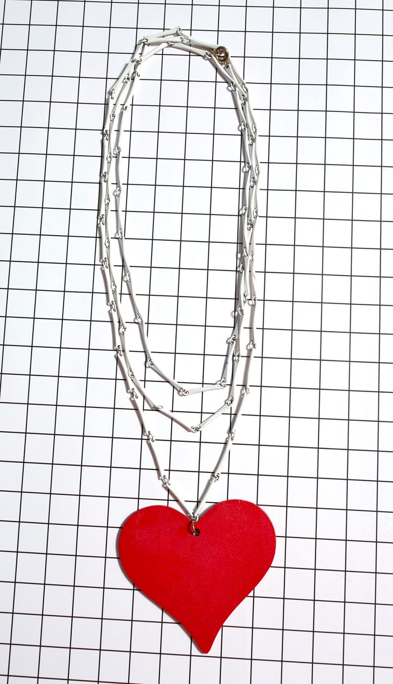 Groovy Vintage 60s 70s White Bar Chain Extra Long Necklace with Red Wood Heart Pendant image 8