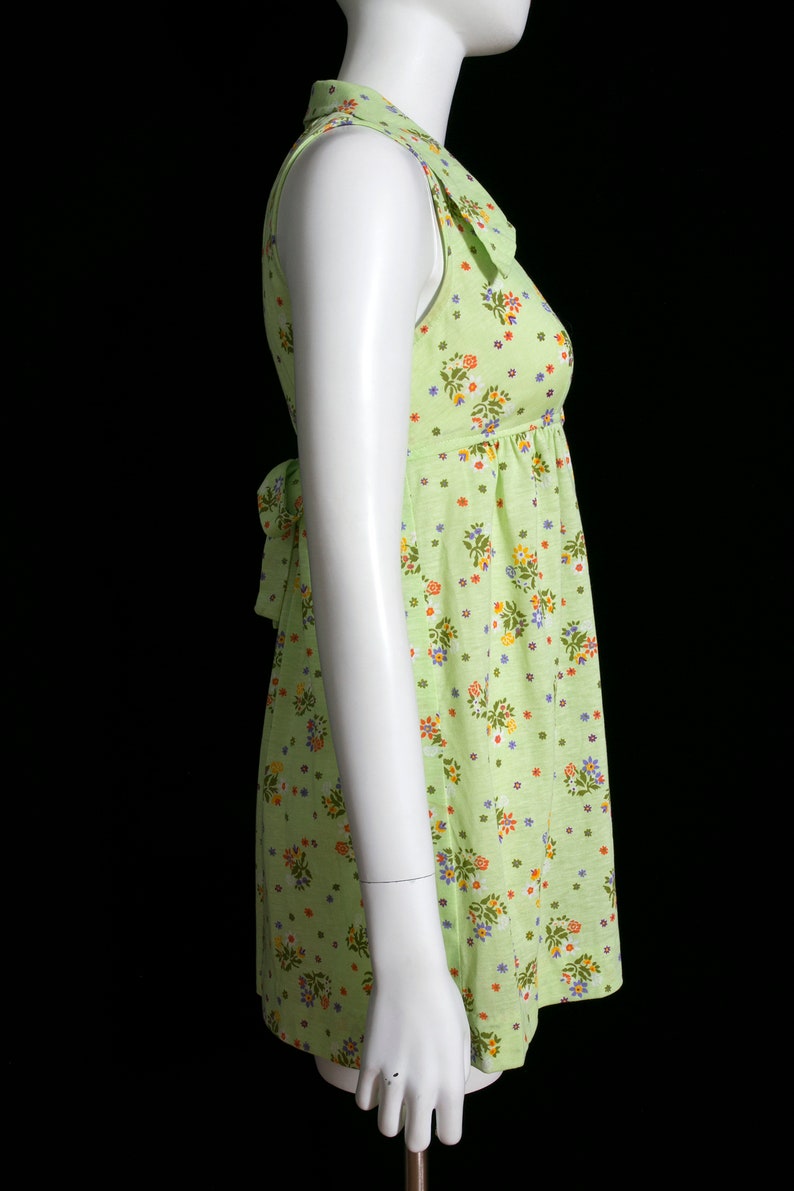 Fantastic Vintage 60s 70s Pastel Green Floral Mini Dress with Large Collar by Byer California image 8