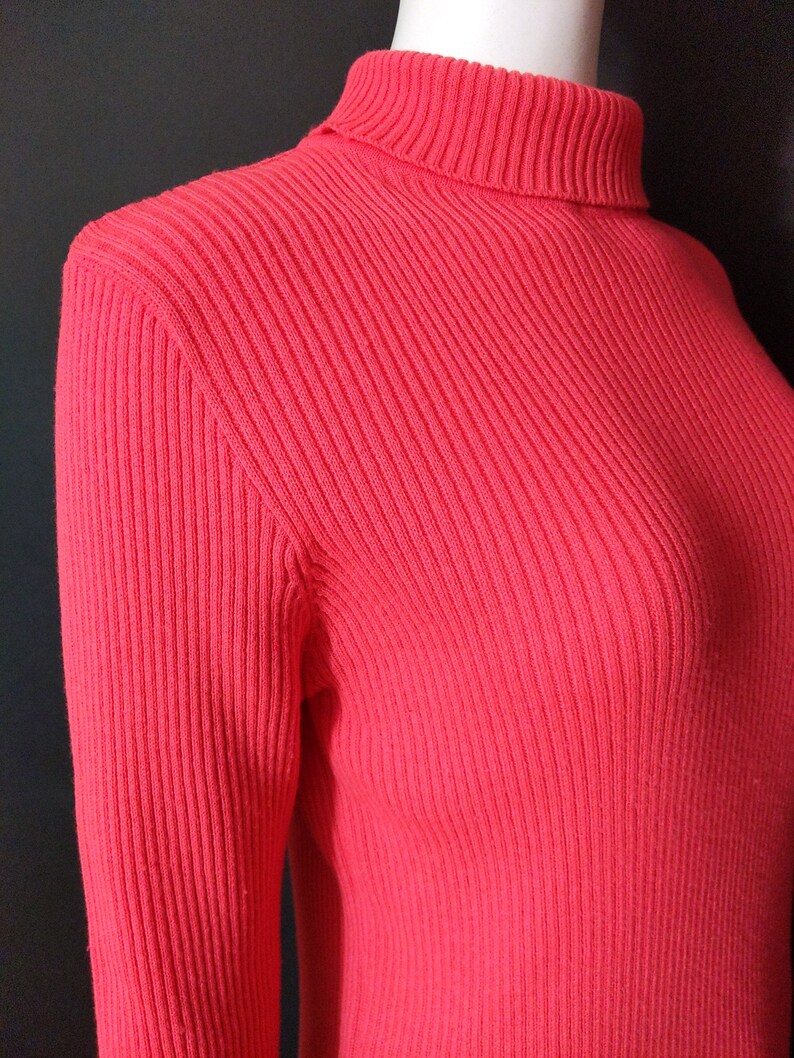 Fab Vintage 60s 70s Salmon Pink Ribbed Knit Turtleneck Sweater Top image 6