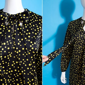 Slinky & Cool Vintage 60s 70s Black and Yellow Polka Dot 2-Piece Set of Pants and Tunic Top with Pussybow image 10