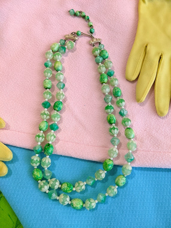 Lovely Vintage 50s 60s Green Beaded 2-Strand Neck… - image 2