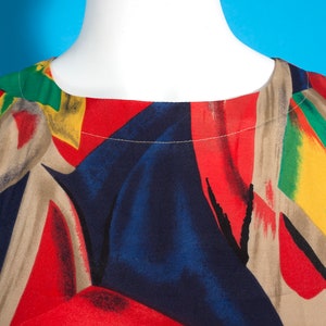 Cool Unique Vintage 80s 90s Red Beige Blue Abstract Pattern Short Sleeve Blouse image 4