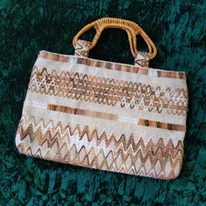 Vintage 70s 80s Beige Embroidered Chevron Patterned Burlap Purse with Wicker Handles image 5