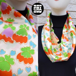 DEADSTOCK Cute Vintage 60s 70s Orange Green White Flower Infinity Scarf image 1