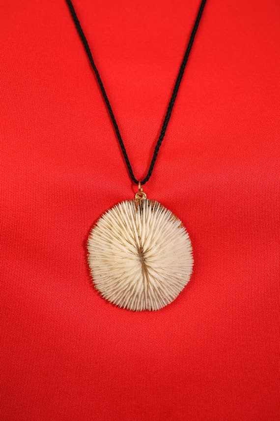 Interesting Vintage White Textured Shell Pendant N