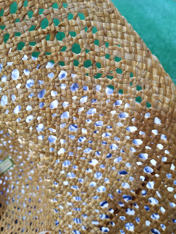 Vintage Raffia Straw Summer Hat with Neck Tie - W… - image 8