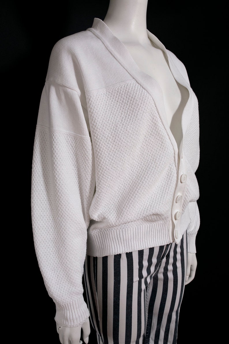 Cool Vintage 80s 90s White Oversized Vibes Cardigan Sweater image 6