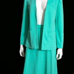 Fab Vintage 60s 70s Light Minty Shamrock Green Two-Piece Skirt Set image 6