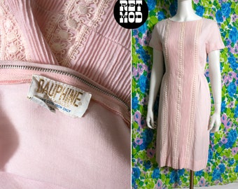 Pretty in Pastel Pink Vintage 60s Linen-Style Hourglass Dress