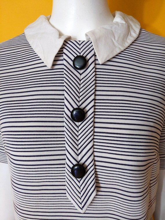 Cute Vintage 60s 70s Black White Stripe Poly Dres… - image 5