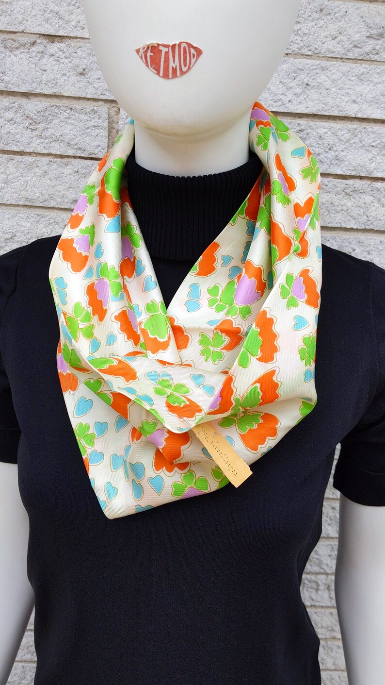 DEADSTOCK Cute Vintage 60s 70s Orange Green White Flower Infinity Scarf image 8