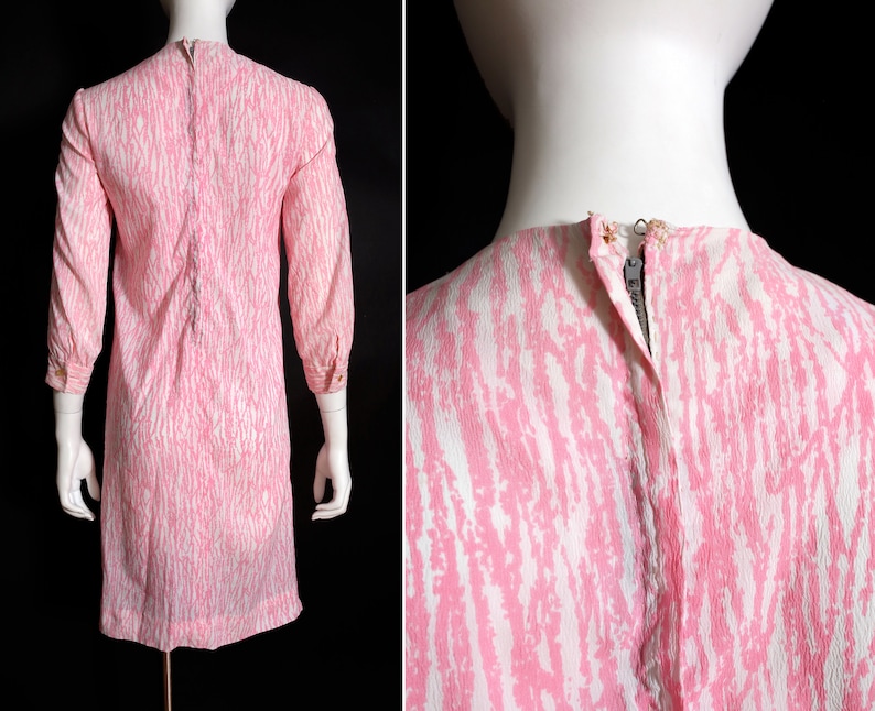 So Precious Vintage 60s 70s Pink /& White Brutalist Abstract Print Shift Dress with Huge Ruffle