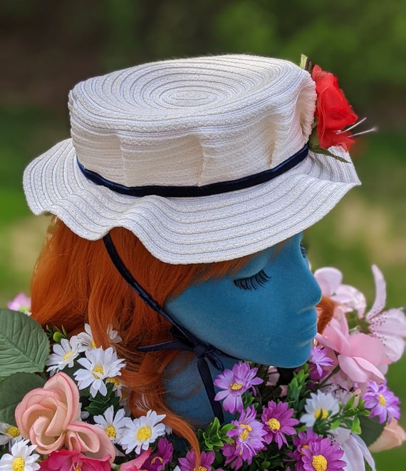 Super Cute Vintage 50s Mini White Hat with Red Fl… - image 6