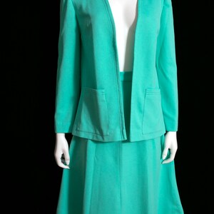 Fab Vintage 60s 70s Light Minty Shamrock Green Two-Piece Skirt Set image 3