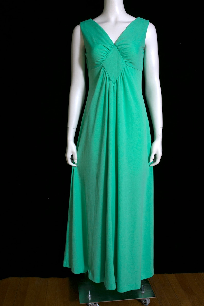 Pretty Vintage 60s 70s Light Minty Shamrock Green Colored Maxi Dress image 4
