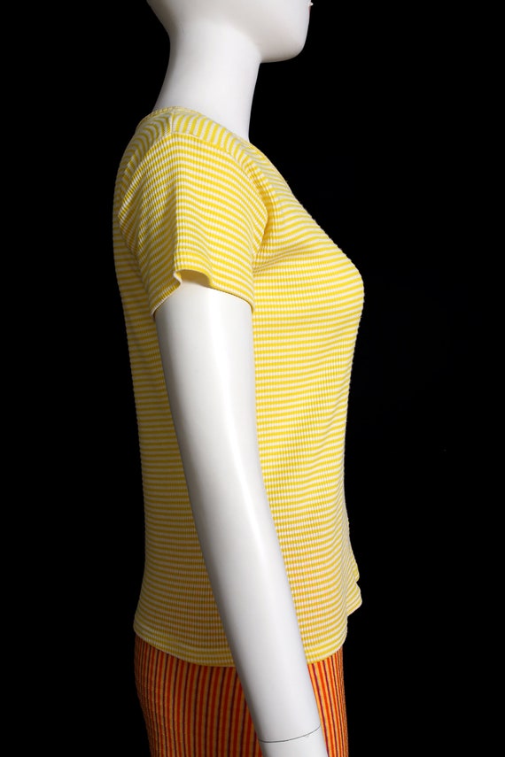 Cute Vintage 90s Yellow & White Stripe Ribbed T-S… - image 6