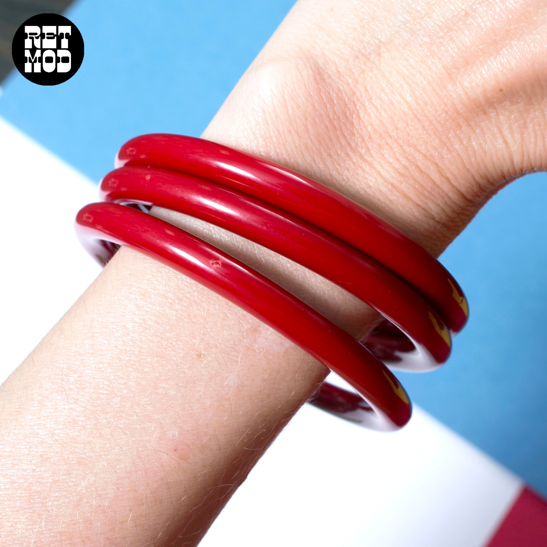 Bangles red 2024