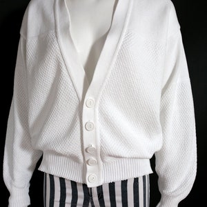 Cool Vintage 80s 90s White Oversized Vibes Cardigan Sweater image 4