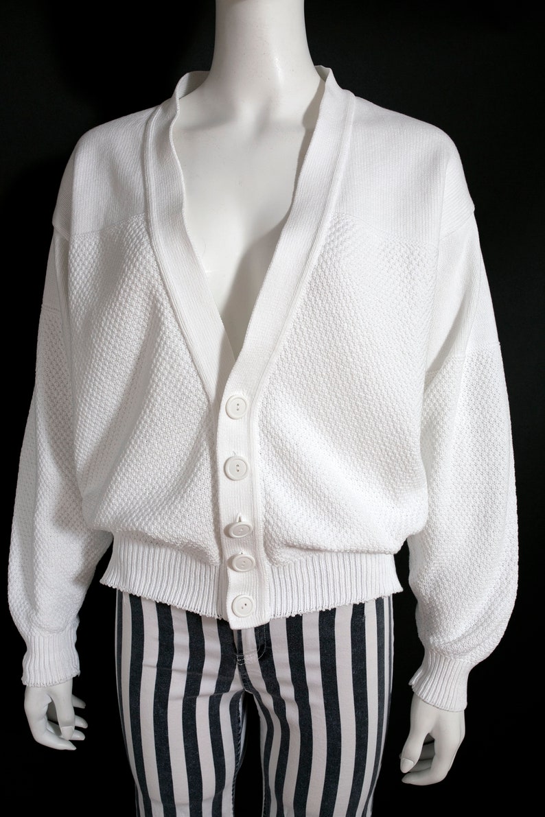 Cool Vintage 80s 90s White Oversized Vibes Cardigan Sweater image 4