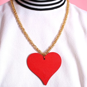 Groovy Vintage 70s 80s Chunky Gold Chain Pendant Necklace with Red Wood Heart Pendant image 2