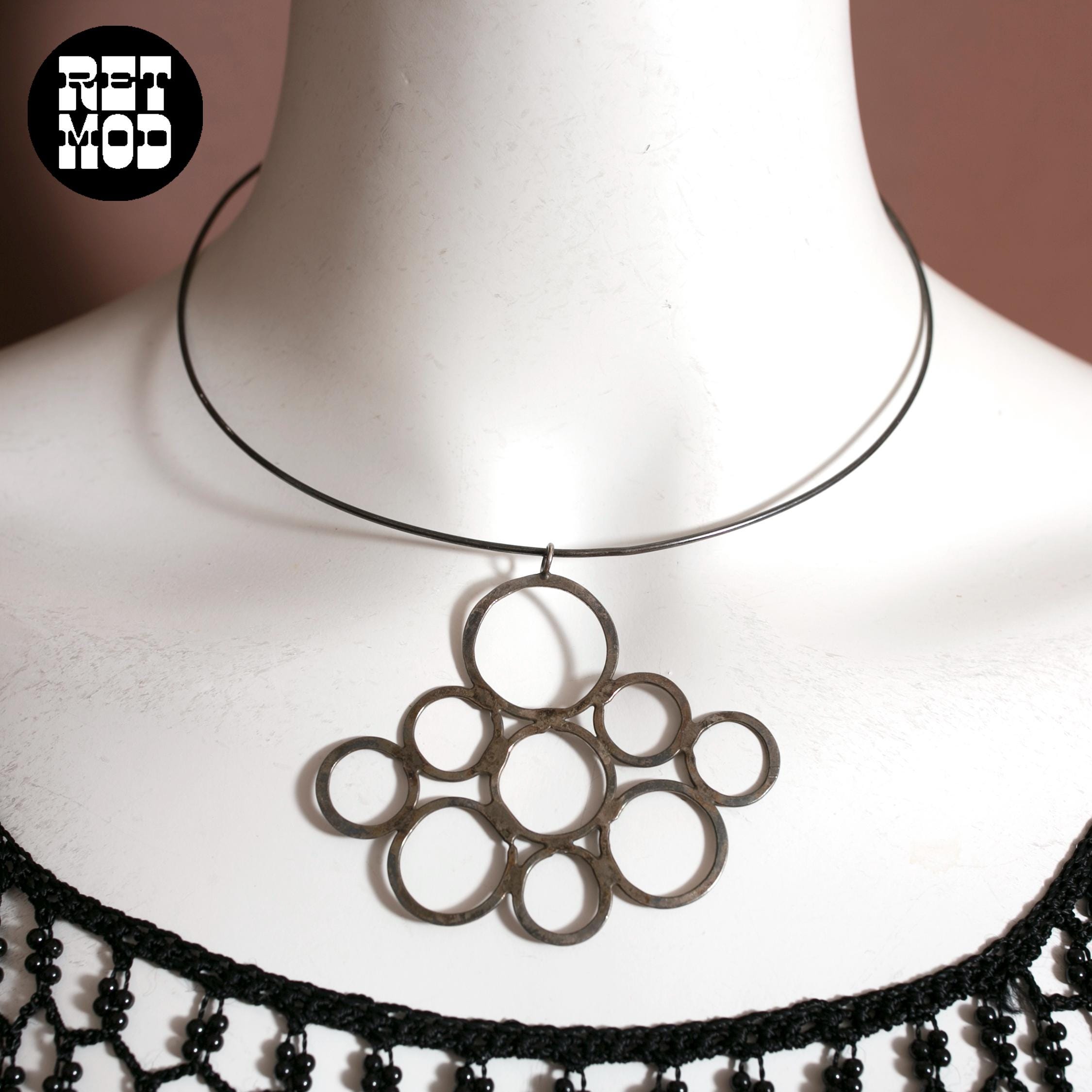 モダニストヴィンテージシルバーチョーカー（サークルペンダント付き