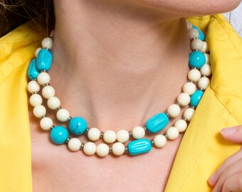 Cute Vintage 60s 70s Turquoise Blue & Cream Beaded Long Necklace