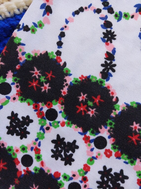 Unique Vintage 60s 70s Black White Floral Pattern… - image 5