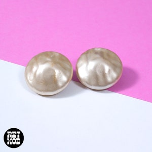 Vintage 60s Round Textured Pearl Style Clip-On Earrings image 4