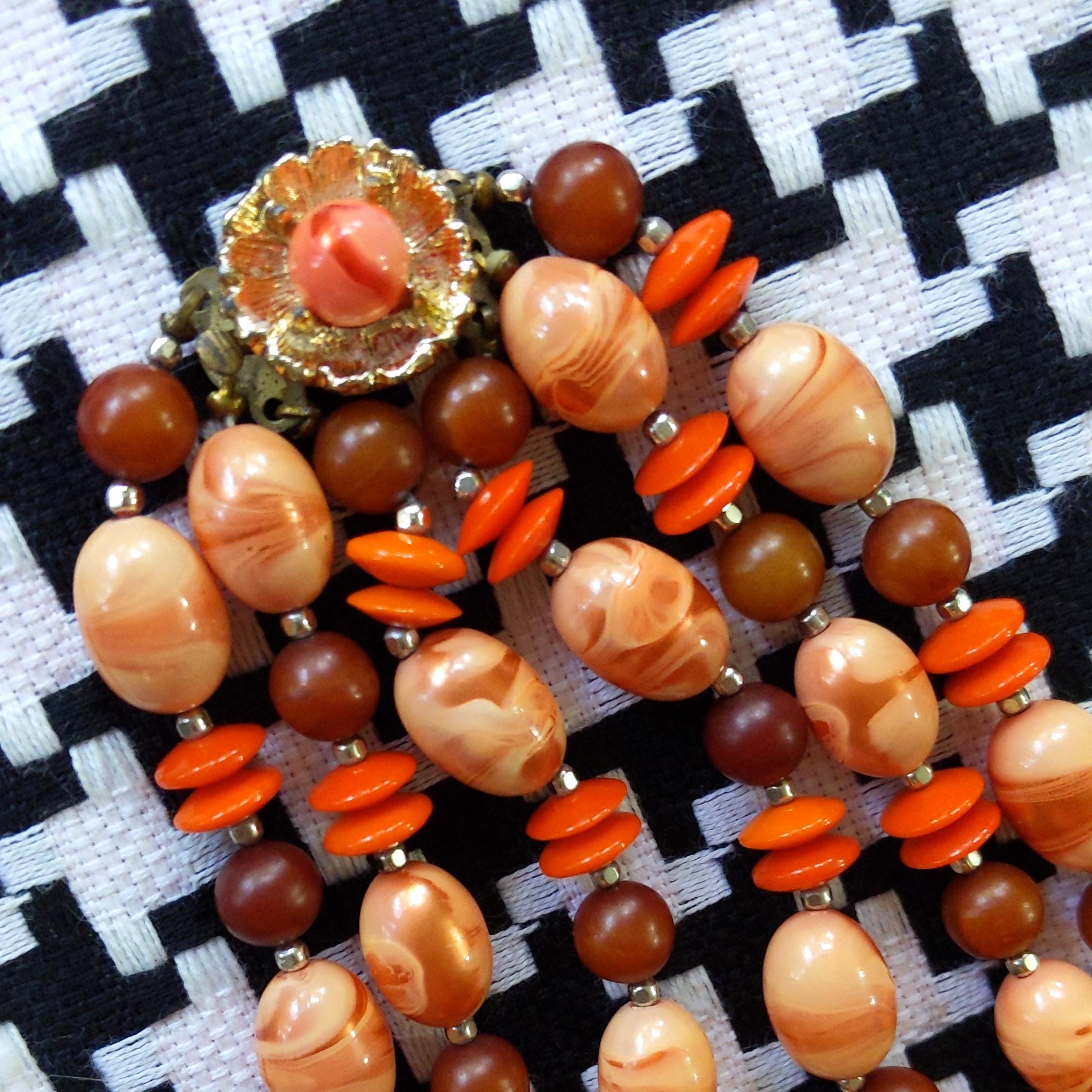 Collier Vintage Années 50/60 - Perles Orange Et Blanc, Bijou D'occasion