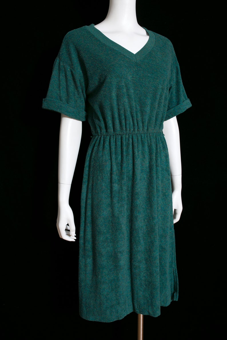 Robe de jour confortable en tissu éponge chiné vert des années 70 et 80 à taille élastique image 4