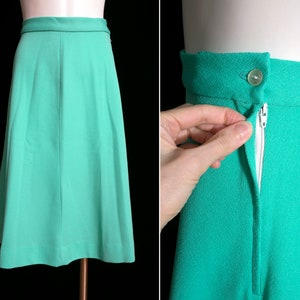 Fab Vintage 60s 70s Light Minty Shamrock Green Two-Piece Skirt Set image 10