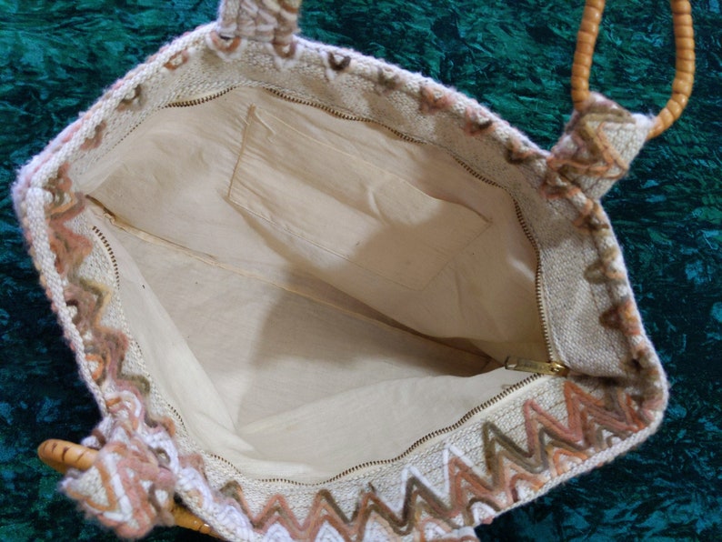 Vintage 70s 80s Beige Embroidered Chevron Patterned Burlap Purse with Wicker Handles image 9