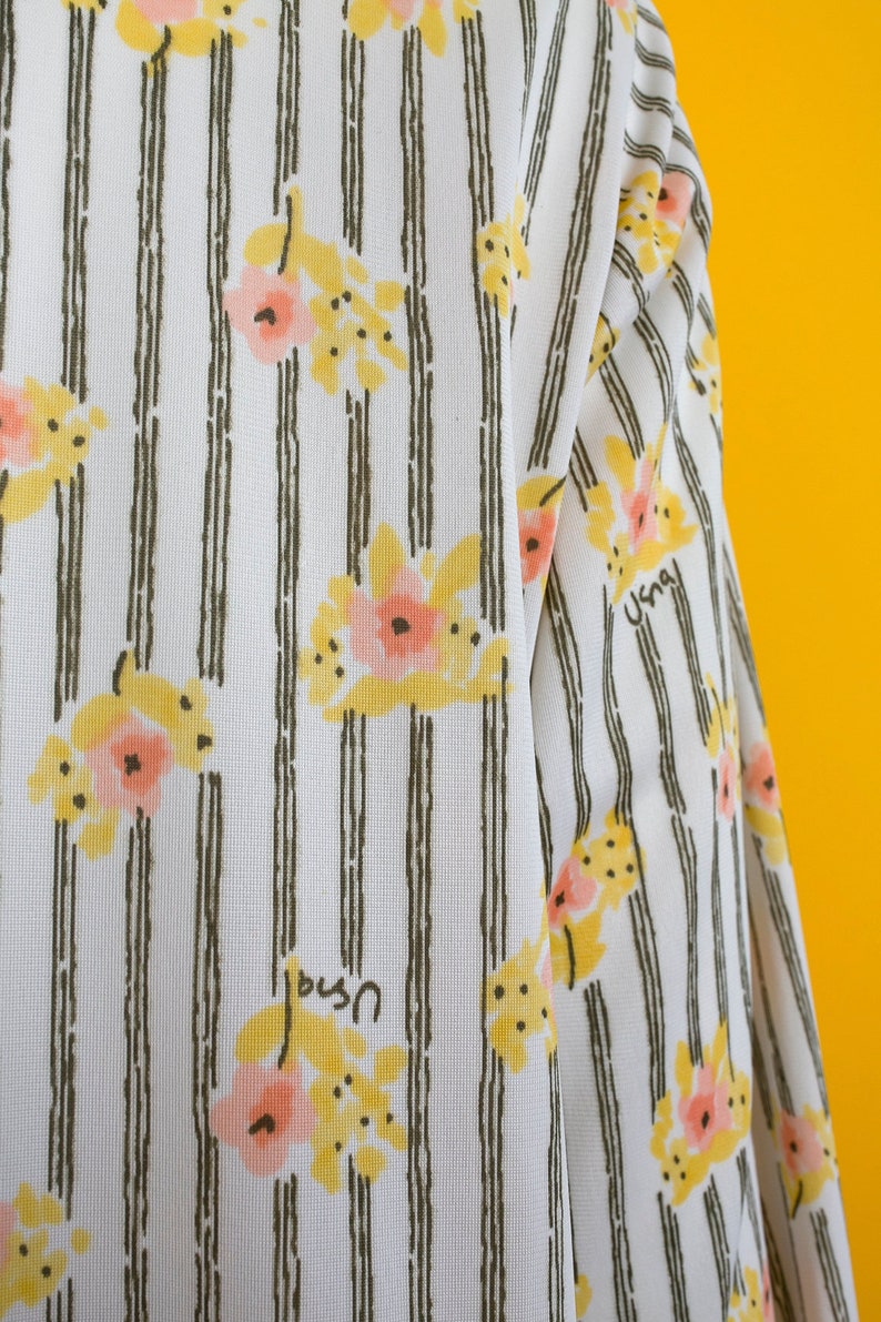 PLUS SIZE Vintage 70s Vera Neumann Floral Stripe Button Down Blouse Shirt