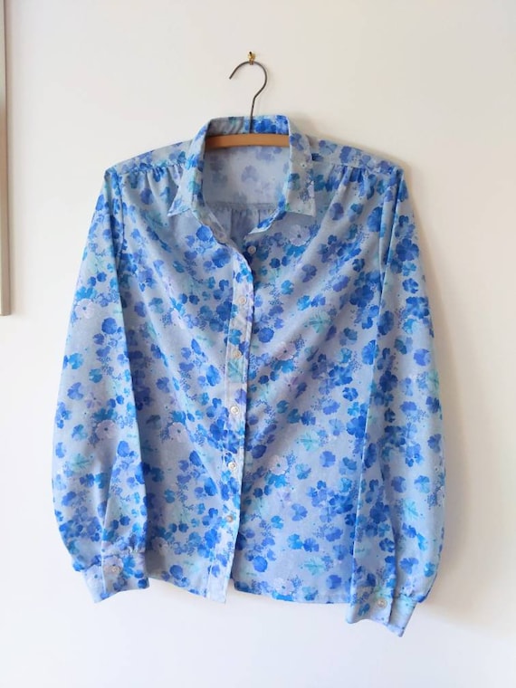 Sweet Vintage 70s 80s Blue Floral Long Sleeve Blo… - image 5