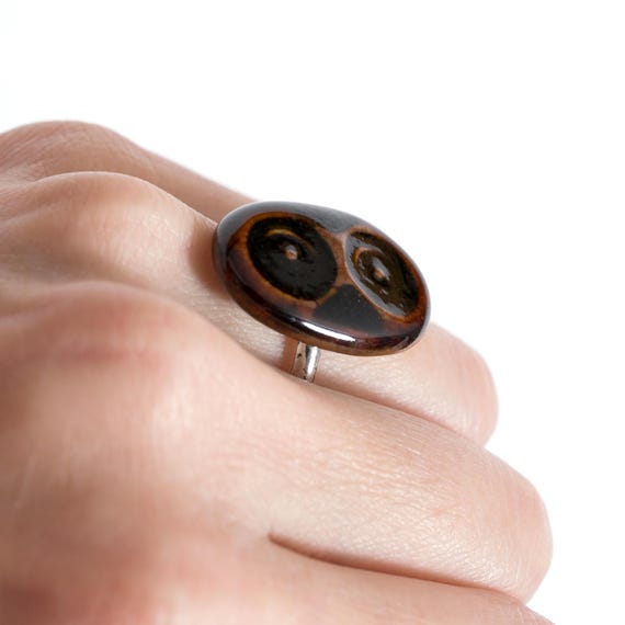 Unique 70s Brown Two Dots Ceramic Adjustable Ring - image 10
