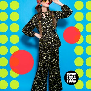 Slinky & Cool Vintage 60s 70s Black and Yellow Polka Dot 2-Piece Set of Pants and Tunic Top with Pussybow image 2