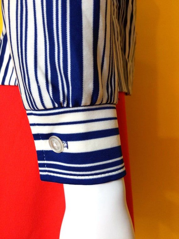 Cool Vintage 60s 70s Navy Blue & White Stripe But… - image 7