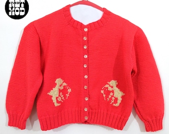 Talla para niños: cárdigan vintage de los años 60 en color rosa brillante y naranja con siluetas de niñas plantando plantas