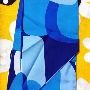 Lovely Vintage 60s 70s Blue Abstract Shapes Long Scarf image 8