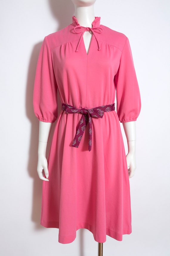 Sweet Vintage 70s 80s Pink Day Dress with Keyhole - image 2
