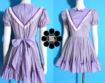 Adorable Vintage 60s 70s Light Purple Gingham Fit and Flare Full Circle Puff Sleeve Dress