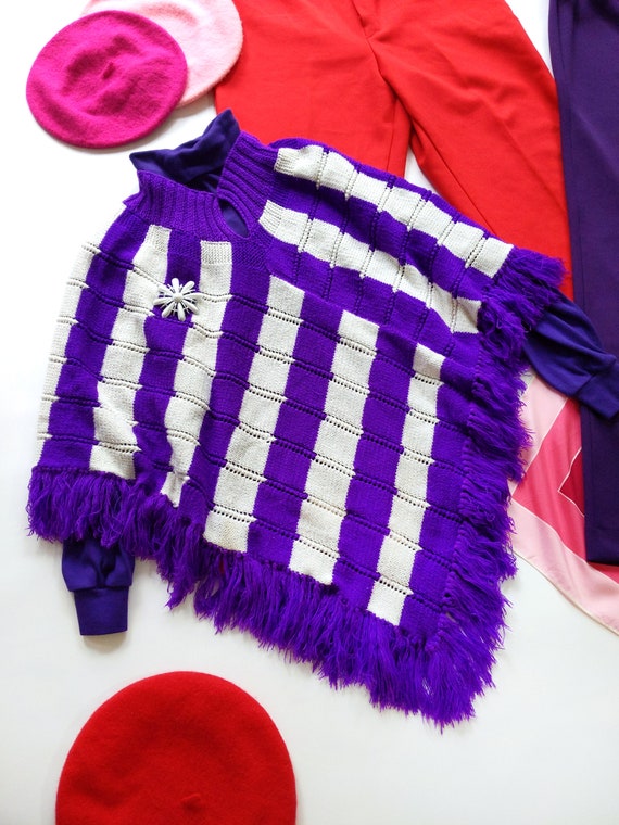 GORGEOUS Vintage 60s 70s Purple & White Stripe Kn… - image 6