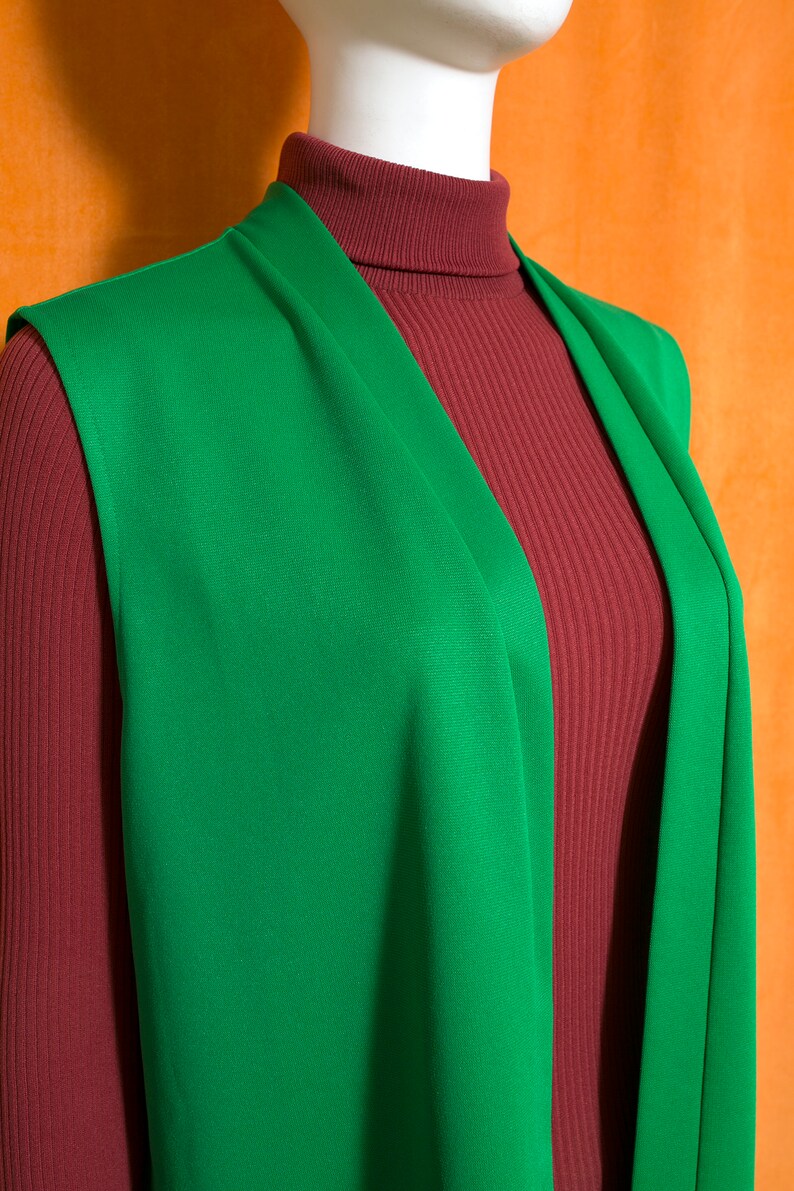 Gilet lungo in poliestere verde Kelly vintage anni '70 taglie forti con tasche immagine 7