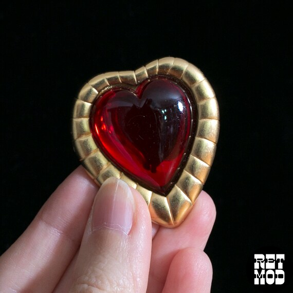 Sweet Vintage 80s 90s Red Gold Heart Statement Br… - image 2