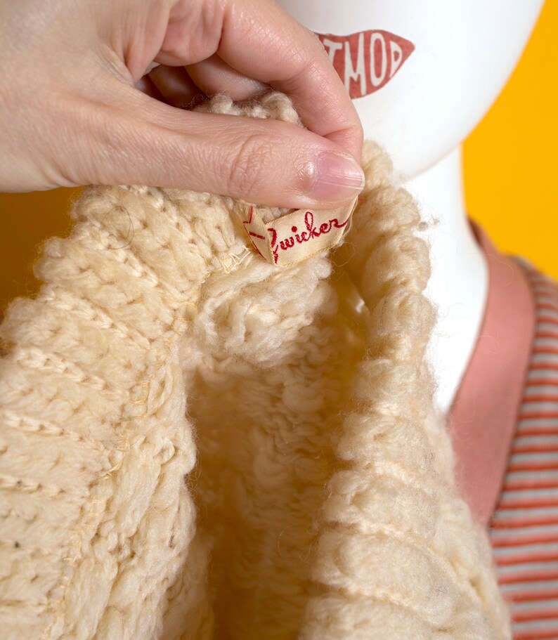 Cute Vintage 50s 60s Cream Cable Knit Wool Winter Hat with Pompom image 9