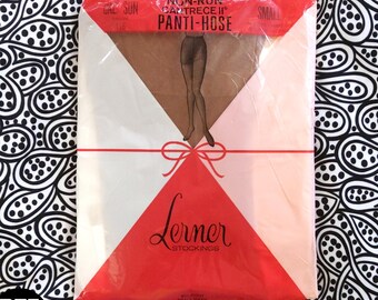 CALIFORNIA SUN NUDE - Deadstock Vintage 60s Sheer Nylons Pantyhose Tights Hosiery