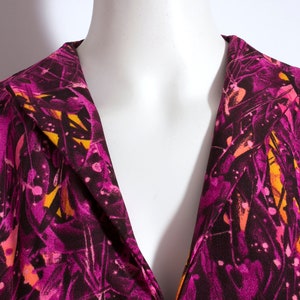 Fantastic Psychedelic Vintage 60s 70s Magenta Purple Pink Abstract Patterned Dress with Flutter Sleeves image 5