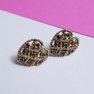 Sweet Vintage Silver Heart Earrings with Red Rhinestones Screwback image 4